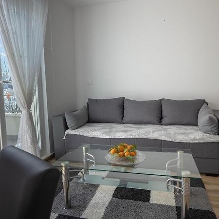 Ferienwohnung Apartman Mila Živogošće Exterior foto